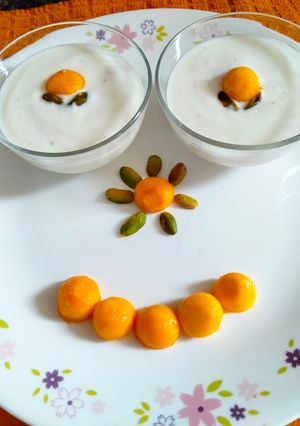 A picture of Ripe mango Raita in cinnamon flavour.