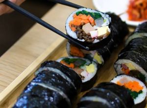 Foto resep Kimbap (Nasi Gulung Khas Korea)