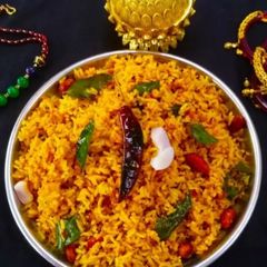 A picture of Puliyodharai Rice.