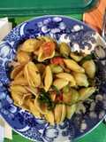 Fideos con repollitos de bruselas