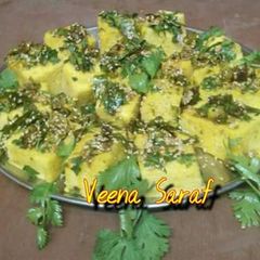 A picture of Khaman dhokla.