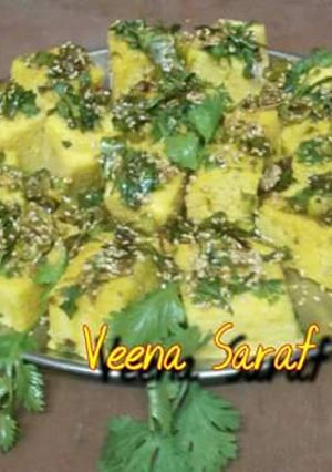 A picture of Khaman dhokla.
