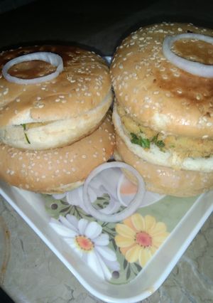 A picture of Alu patty burger.