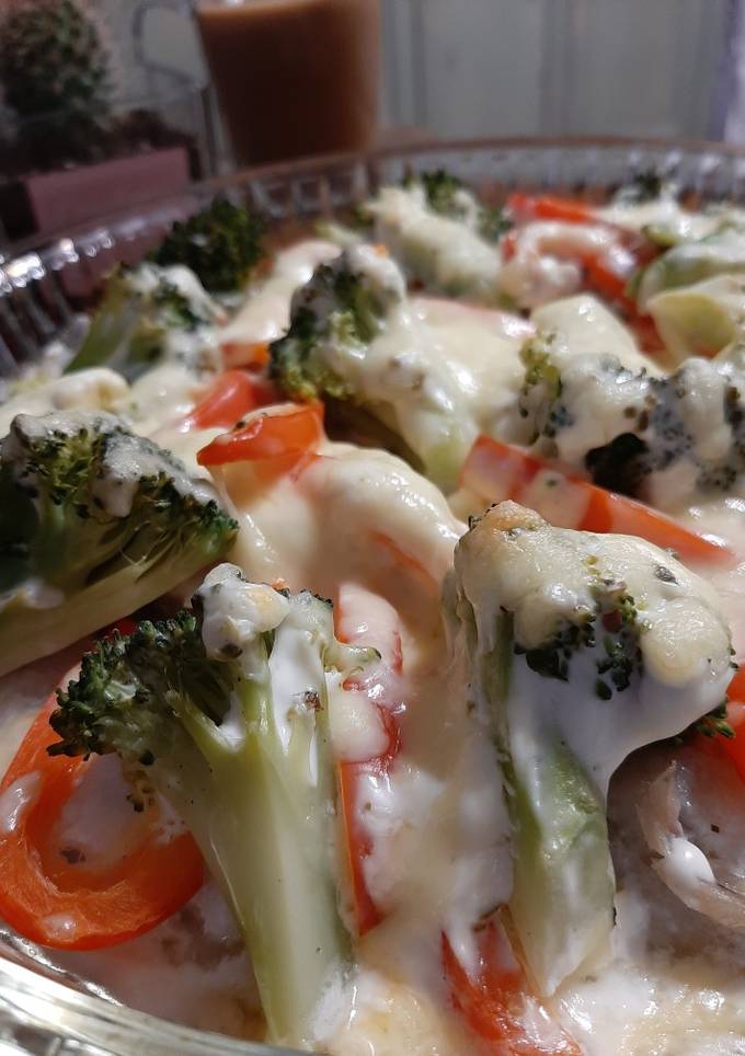 Риба з овочами у вершковому соусі 🥦
