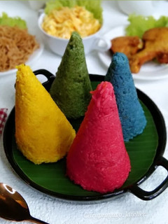 Foto resep Nasi Uduk Pelangi (Pewarna Alami & Masak Rice Cooker)
