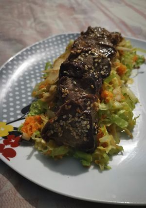Una foto de Ensalada de lomito
