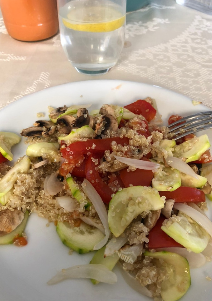 Una foto de Quinoa con verduritas al horno