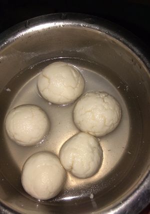 A picture of Lovely rasgulla.