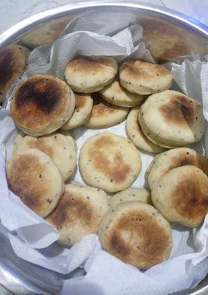 A picture of Mini Cumin Seed Bread.