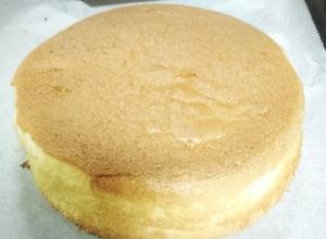 海綿蛋糕8吋sponge cake 8 的食譜成品照片