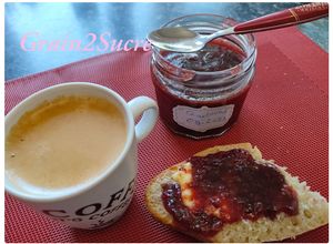 Une photo de Marmelade de quetsches au jus d'agrumes