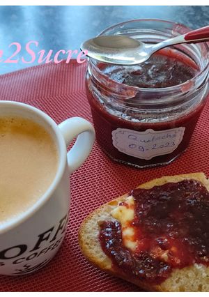 Une photo de Marmelade de quetsches au jus d'agrumes