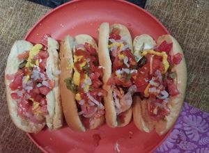 Una foto de Hot dogs al estilo chilangense.😊