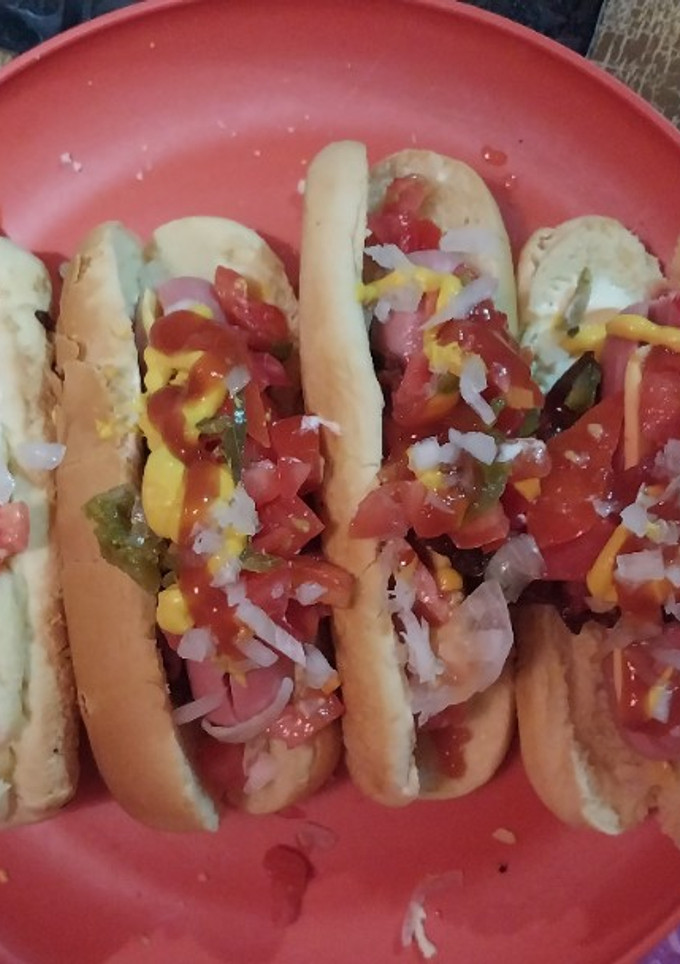 Una foto de Hot dogs al estilo chilangense.😊