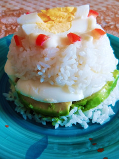 Una foto de Delicia de palta y arroz