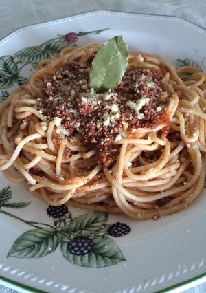 Una foto de Spaguetti con salsa
