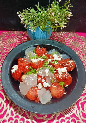 A picture of Summer Salad With Ice Apple And Watermelon.