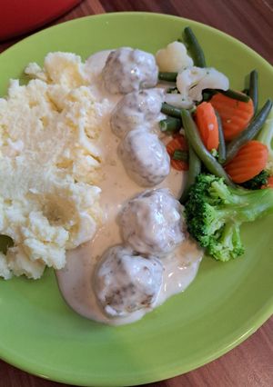 Hajni féle húsgombóc recept fotója
