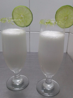 Una foto de Limonada de coco