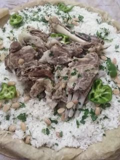 صورة لوصفة منسف بلدي 😍😋😍