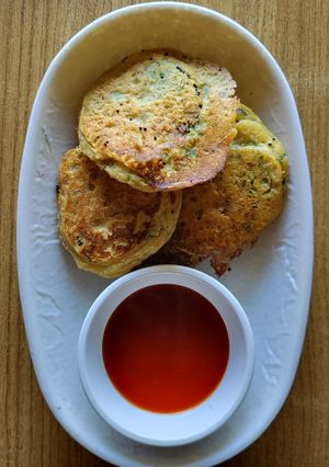 A picture of Red lentils mini uttapam.