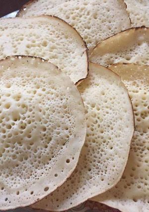 A picture of Egg Appam.