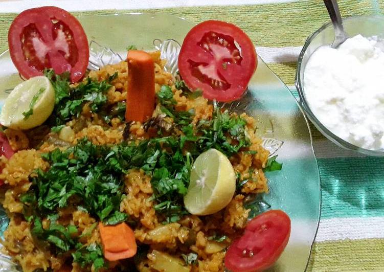 How to Prepare Quick Healthy Veggie Mumbai Style Tawa Pulao