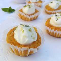 Una foto de Muffins de batata y piña