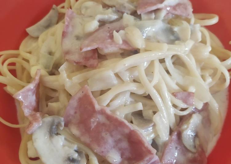 Cara Gampang Menyiapkan Fettucini Carbonara Anti Gagal