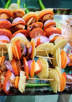 A picture of Chicken shashlik.