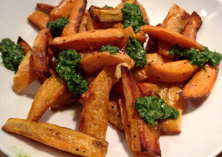 Recipe of Perfect Sweet Potato Chips with Pesto