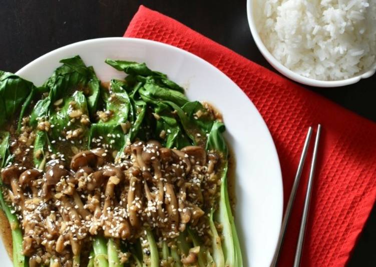 Veggies With Garlic and Oyster Sauce