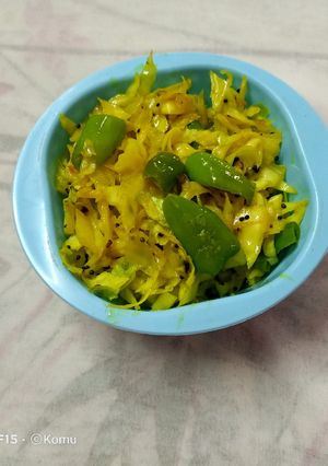 A picture of Cabbage Sambharo.