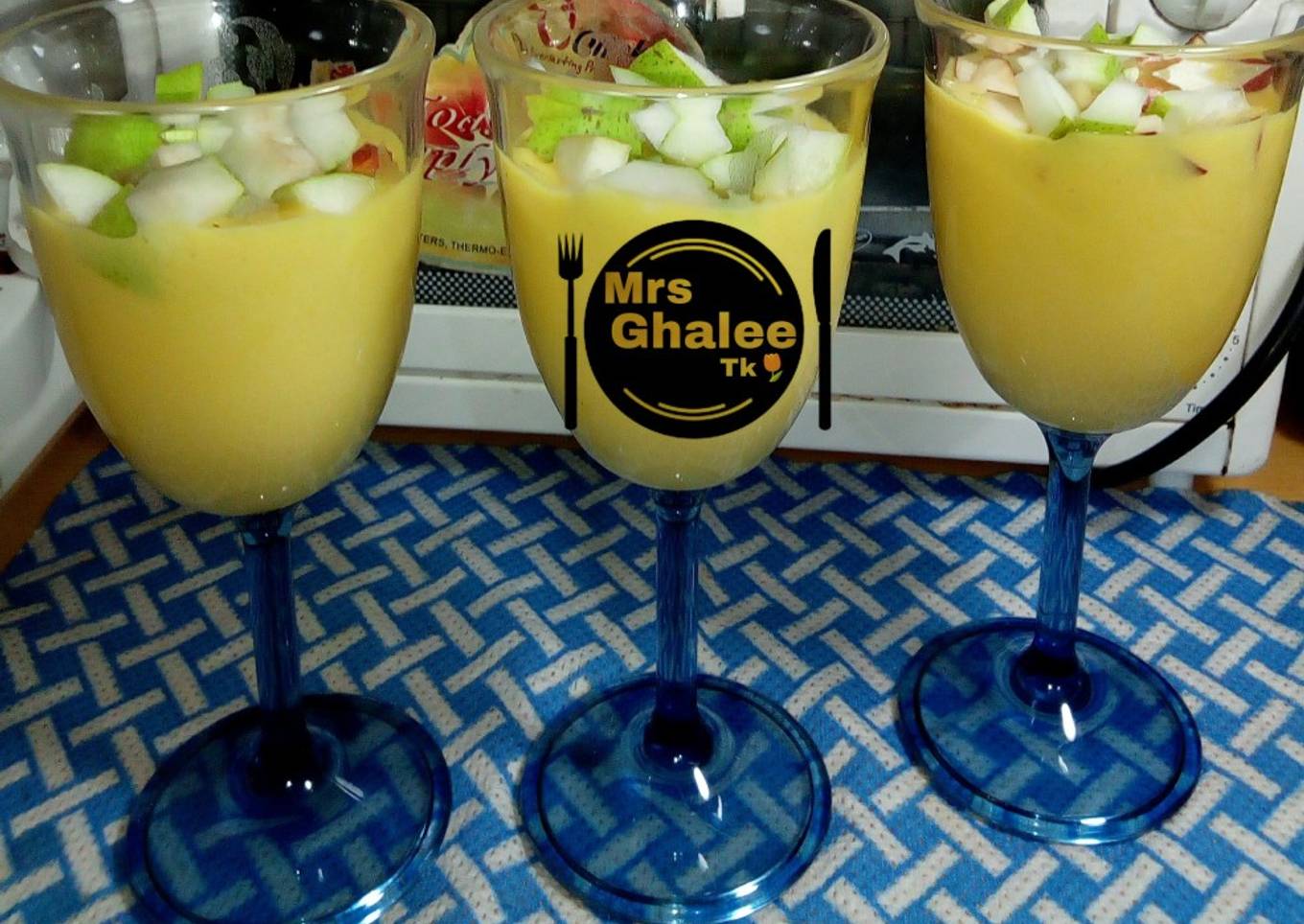 Mango smoothie