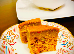 Una foto de ［en Panetera Panificadora］Pastel de zanahoria Japonés CARROT CAKE 🇺🇾🇯🇵［ホームベーカリー使用］キャロットケーキ