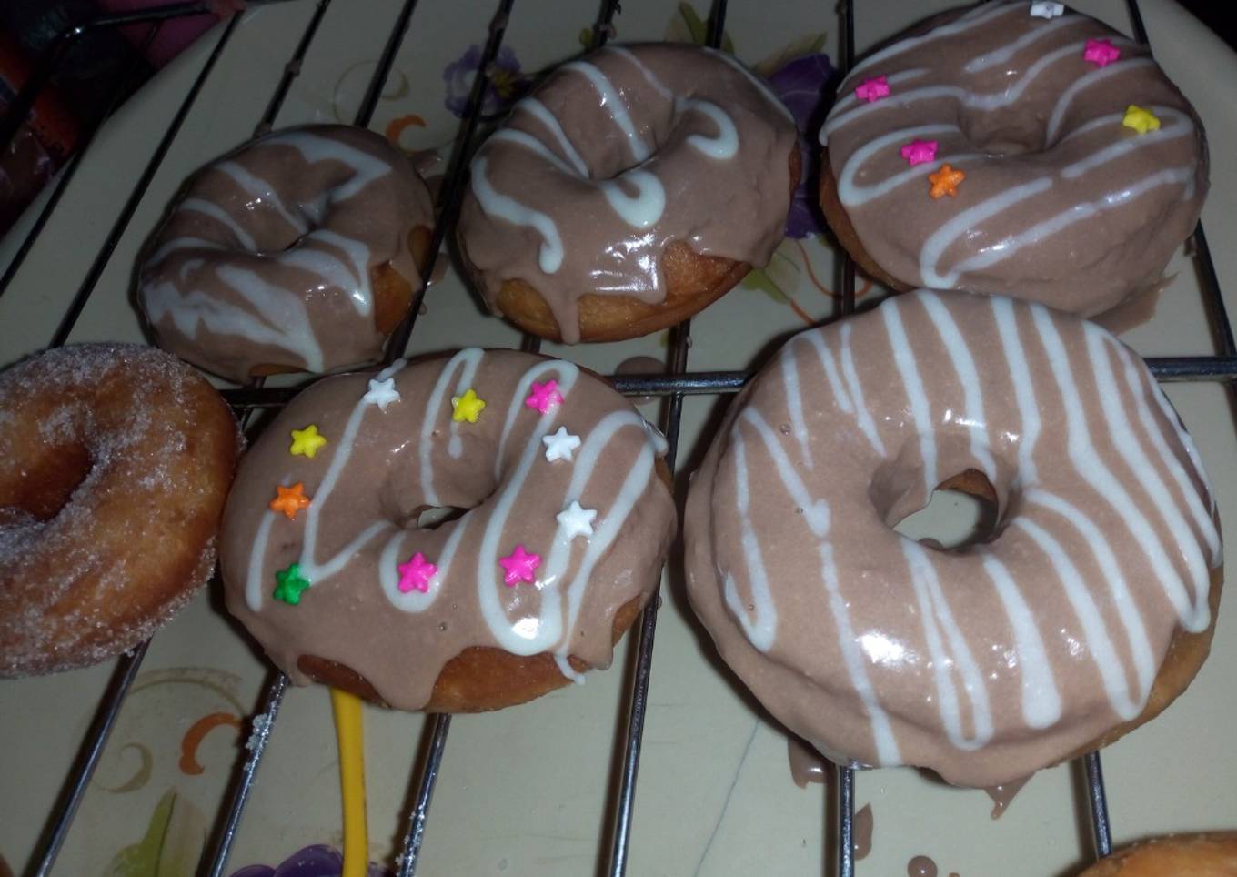 Doughnuts glaze