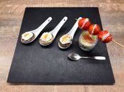 Une photo de tomates farcies