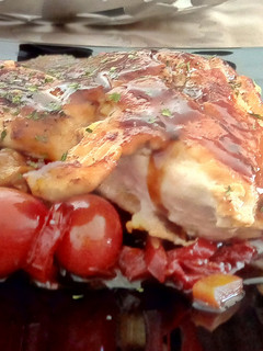Una foto de Pechugas de Pollo con Verduritas al Wok al Pedro Ximénez