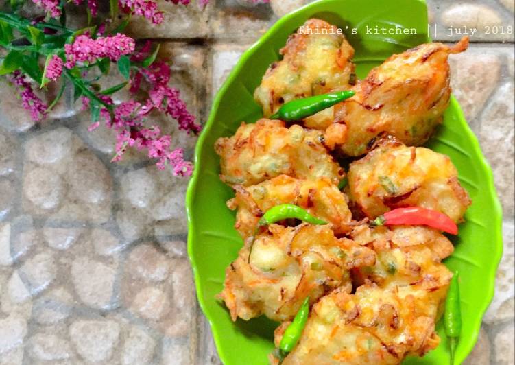 Resep Bakwan Goreng Oleh Rhinie’s Kitchen - Cookpad