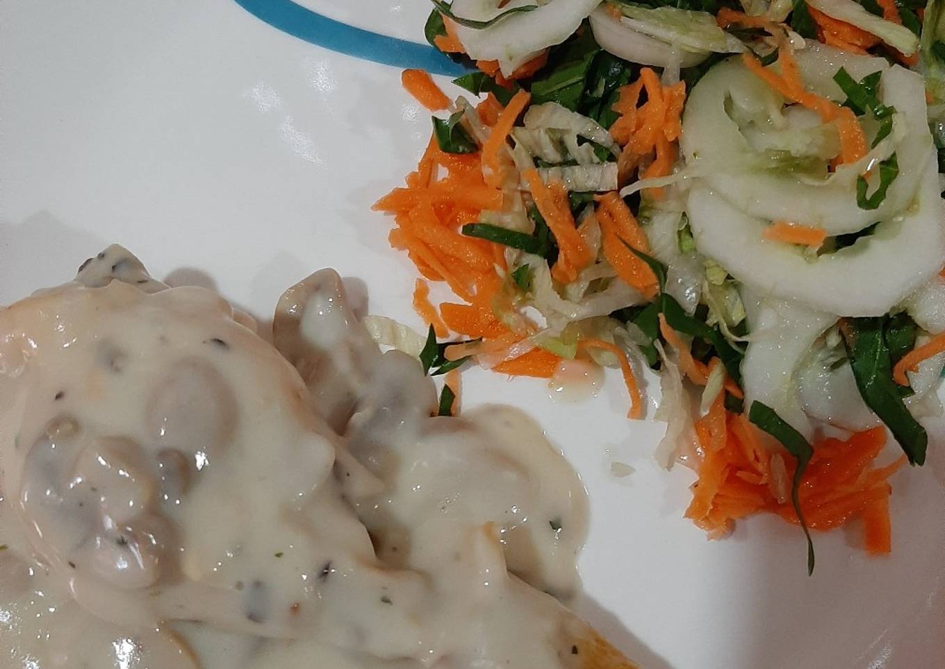 Muslo de Pollo en Crema de Champiñones