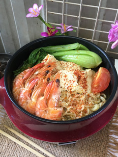 Foto resep Tomyum Mie Udang Rice Cooker