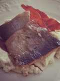 FILETE DE TRUTA COM PURÉ DE COUVE-FLOR