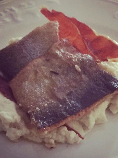Foto de FILETE DE TRUTA COM PURÉ DE COUVE-FLOR
