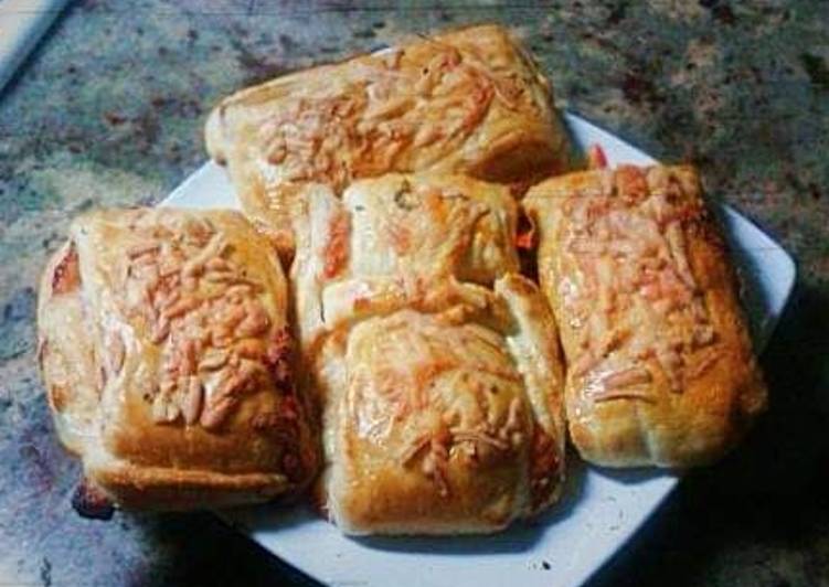 Napolitanas rápidas de jamón York y queso gouda en lonchas