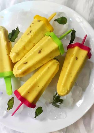 A picture of Mango, chia seeds, yogurt kulfi.