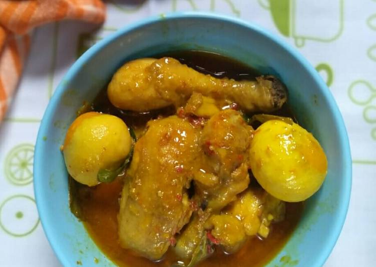Kari Ayam Telur