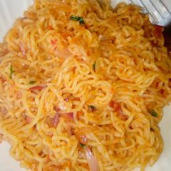 A picture of Noodles.