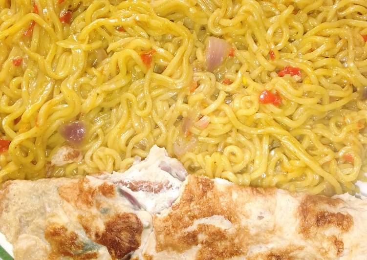 Recipe of Perfect Indomie and fried egg