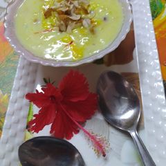 A picture of Kesariya rice kheer.