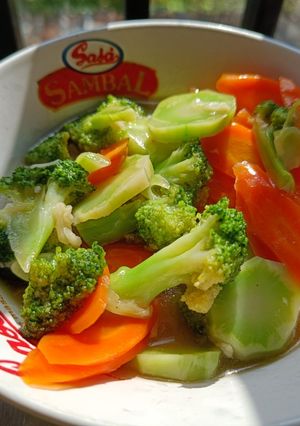 Foto resep Tumis brokoli wortel